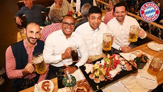 Pizarro, Élber, Hargreaves \u0026 Co. at Oktoberfest | FC Bayern Legends