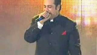 Tere Mast Mast Do Rahat Fatah Ali Ptv Awards 2011-Imran Mobile 03134906565.flv