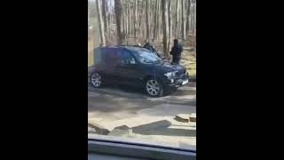 Video atrada automašīnu BMW x5, ar kuru tika mēģināts Romānu Bezzubovu