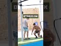 כתפיים לא גדלות הנה תרגיל טוב ללא משקולות