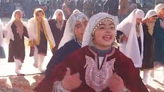 Today we’re celebrating Republic Day of india present kashmiri song kashmir students #26january