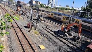 How do they maintain railway tracks in NSW Australia? ரயில் தண்டவாளம் திருத்துவது எப்படி?